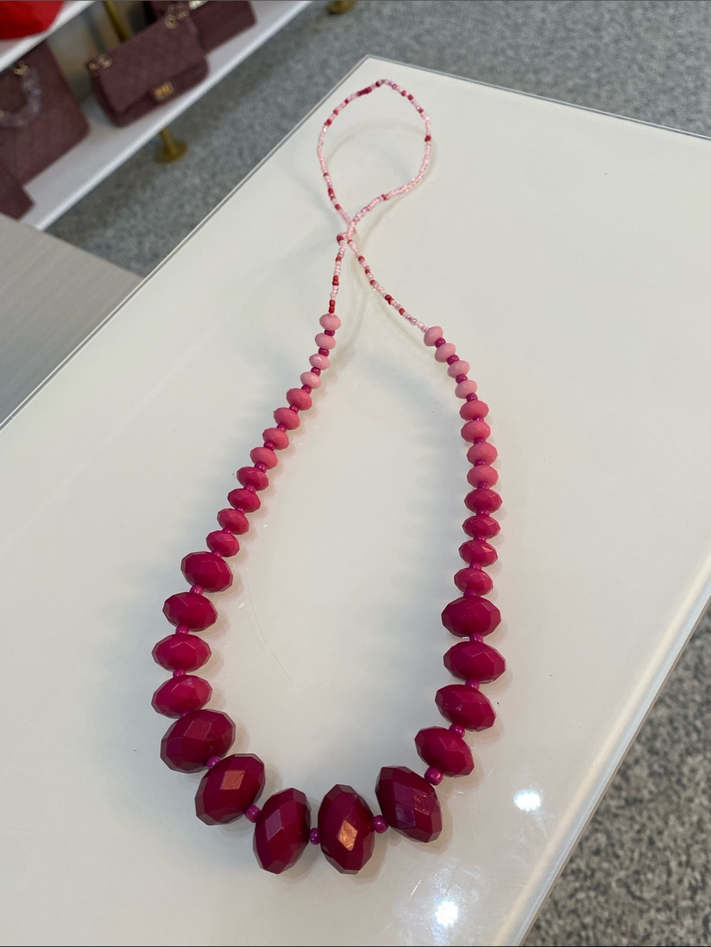Pink statement necklace - Picture 2 of 6